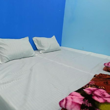 Baba Guest House อุจเจน ภายนอก รูปภาพ