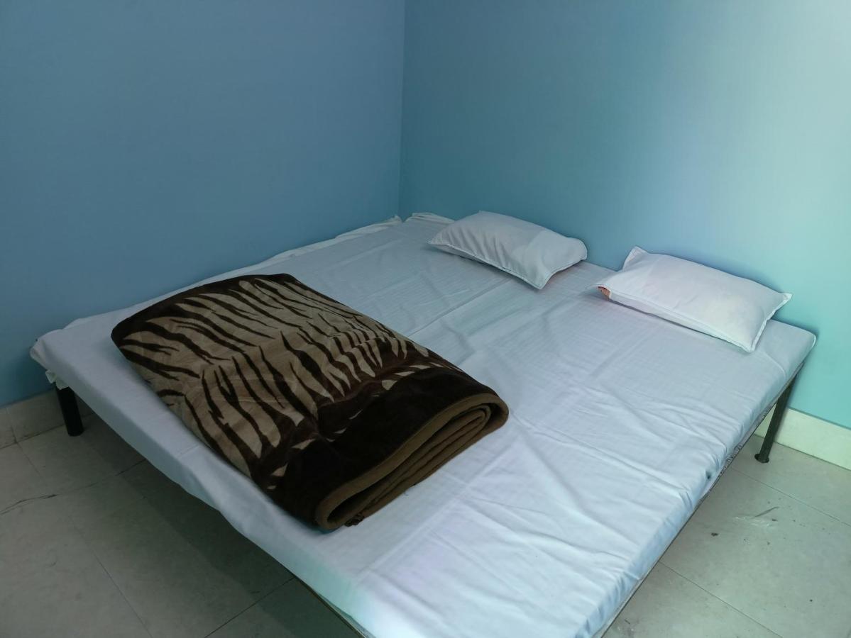 Baba Guest House อุจเจน ภายนอก รูปภาพ