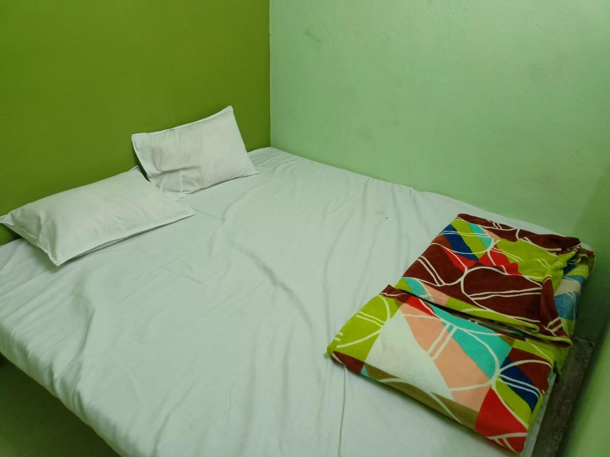 Baba Guest House อุจเจน ภายนอก รูปภาพ
